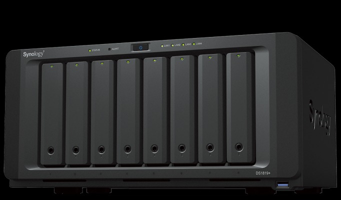 Synology DS1819+
