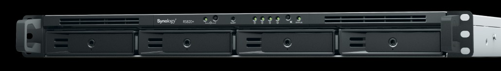 Synology RS820+